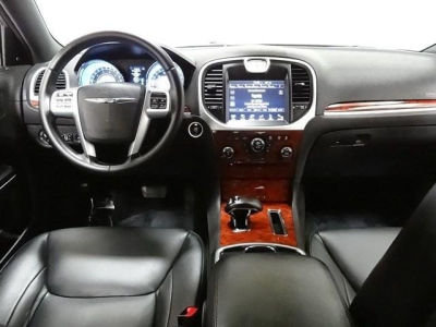 2012 Chrysler 300  Limited
