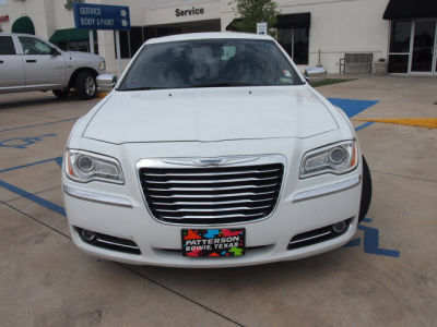 2012 Chrysler 300  Limited