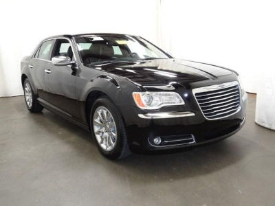 2012 Chrysler 300  Limited