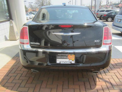 2012 Chrysler 300  Limited