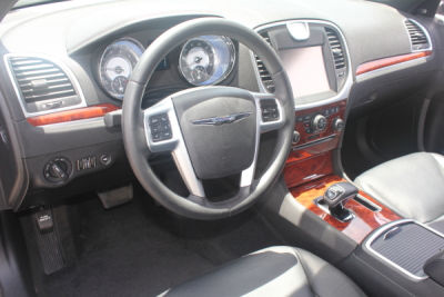 2012 Chrysler 300  Limited