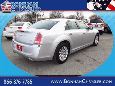 2012 Chrysler 300  Base