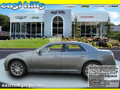 2011 Chrysler 300  Limited