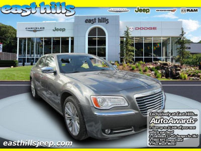 2011 Chrysler 300  Limited