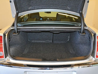 2012 Chrysler 300  Limited