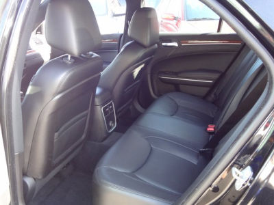 2012 Chrysler 300  Limited