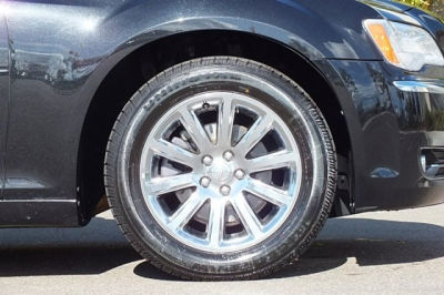 2011 Chrysler 300  Limited