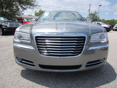 2012 Chrysler 300  Limited