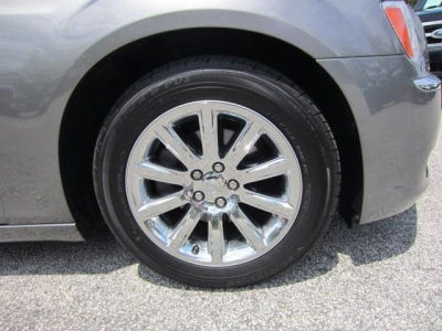 2012 Chrysler 300  Limited