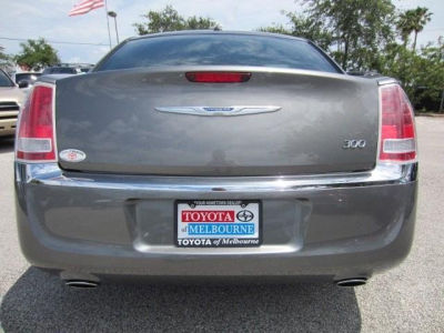 2012 Chrysler 300  Limited