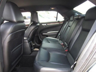 2012 Chrysler 300  Limited