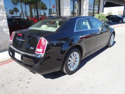 2012 Chrysler 300  Limited