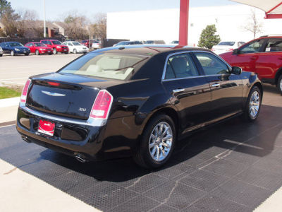 2012 Chrysler 300  Limited