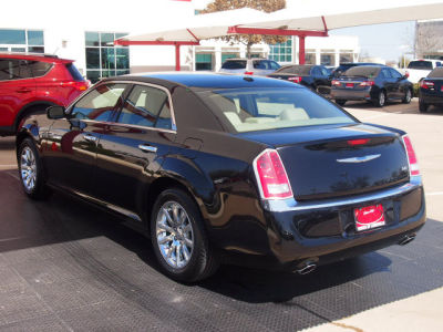 2012 Chrysler 300  Limited