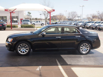 2012 Chrysler 300  Limited