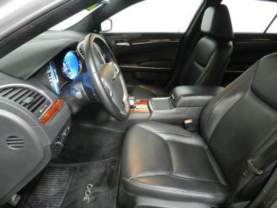 2012 Chrysler 300  Limited