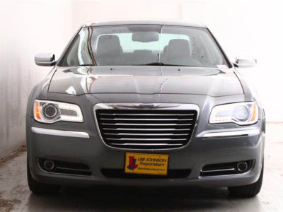 2012 Chrysler 300  Limited