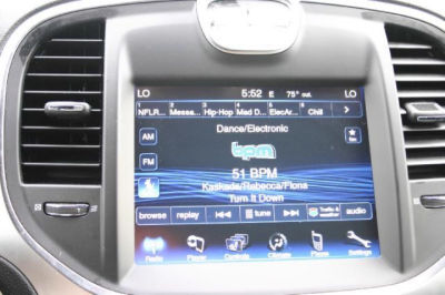 2012 Chrysler 300  Limited