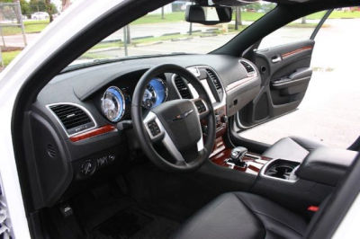 2012 Chrysler 300  Limited