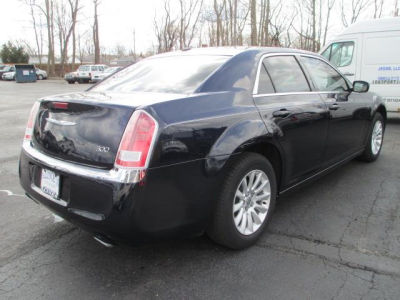 2011 Chrysler 300  Base