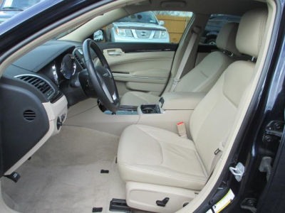 2011 Chrysler 300  Base