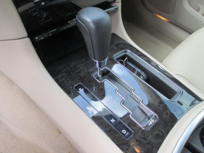 2011 Chrysler 300  Base