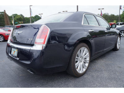 2012 Chrysler 300  Limited