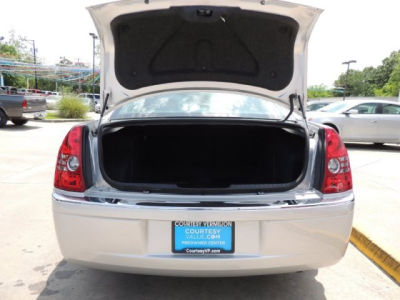 2009 Chrysler 300  Limited