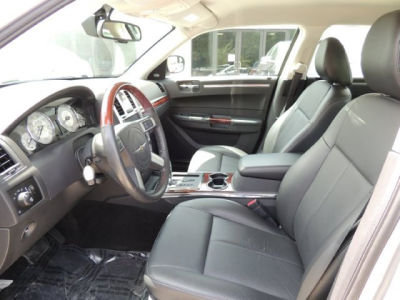 2009 Chrysler 300  Limited