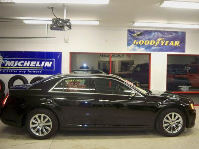 2012 Chrysler 300  Limited