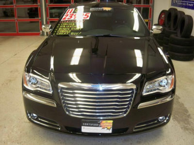 2012 Chrysler 300  Limited