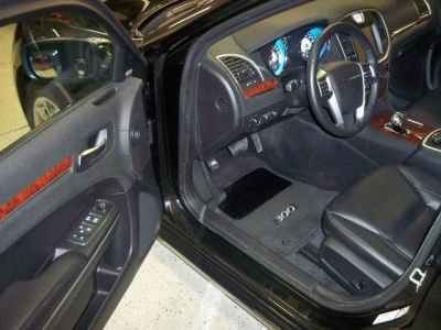 2012 Chrysler 300  Limited