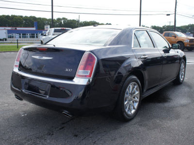 2012 Chrysler 300  Limited