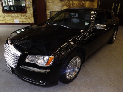 2012 Chrysler 300  Limited