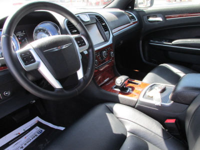 2012 Chrysler 300  Limited