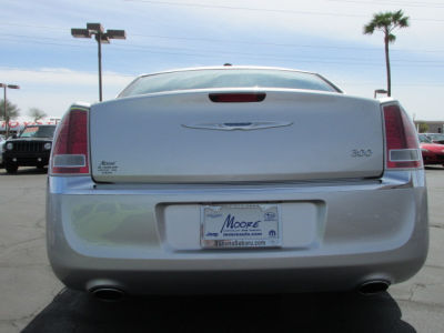 2012 Chrysler 300  Limited