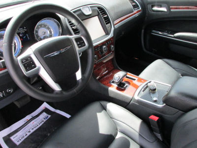 2012 Chrysler 300  Limited