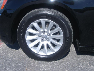 2012 Chrysler 300  Base