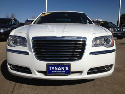 2011 Chrysler 300  Limited