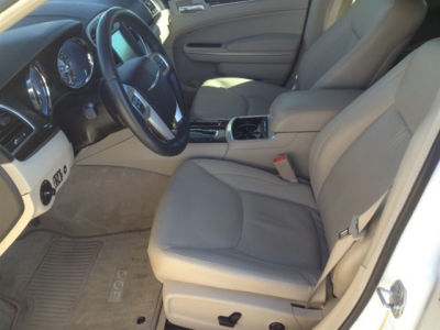 2011 Chrysler 300  Limited