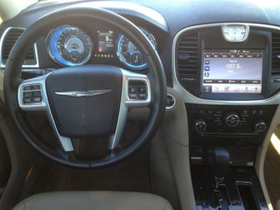 2011 Chrysler 300  Limited