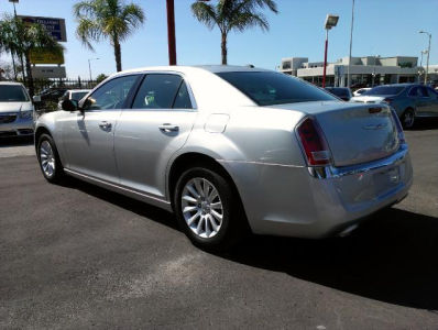 2012 Chrysler 300  Base