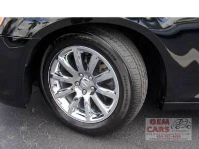 2012 Chrysler 300  Limited