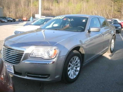 2011 Chrysler 300  Base