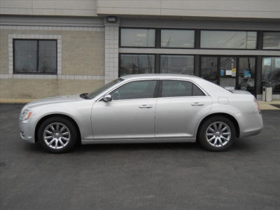 2012 Chrysler 300  Limited