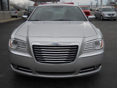 2012 Chrysler 300  Limited