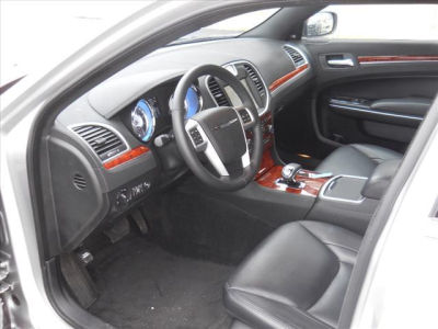 2012 Chrysler 300  Limited