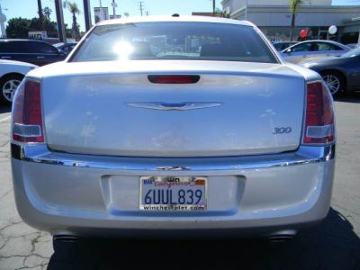 2012 Chrysler 300  Limited