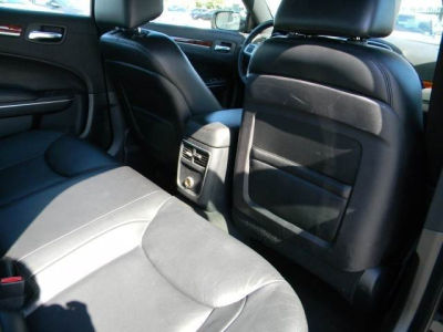 2012 Chrysler 300  Limited