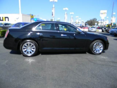 2012 Chrysler 300  Limited
